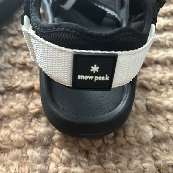 Snow Peak x Teva Hurricane Sandals Men’s US 9 Black White Limited Edition EUC main image 4